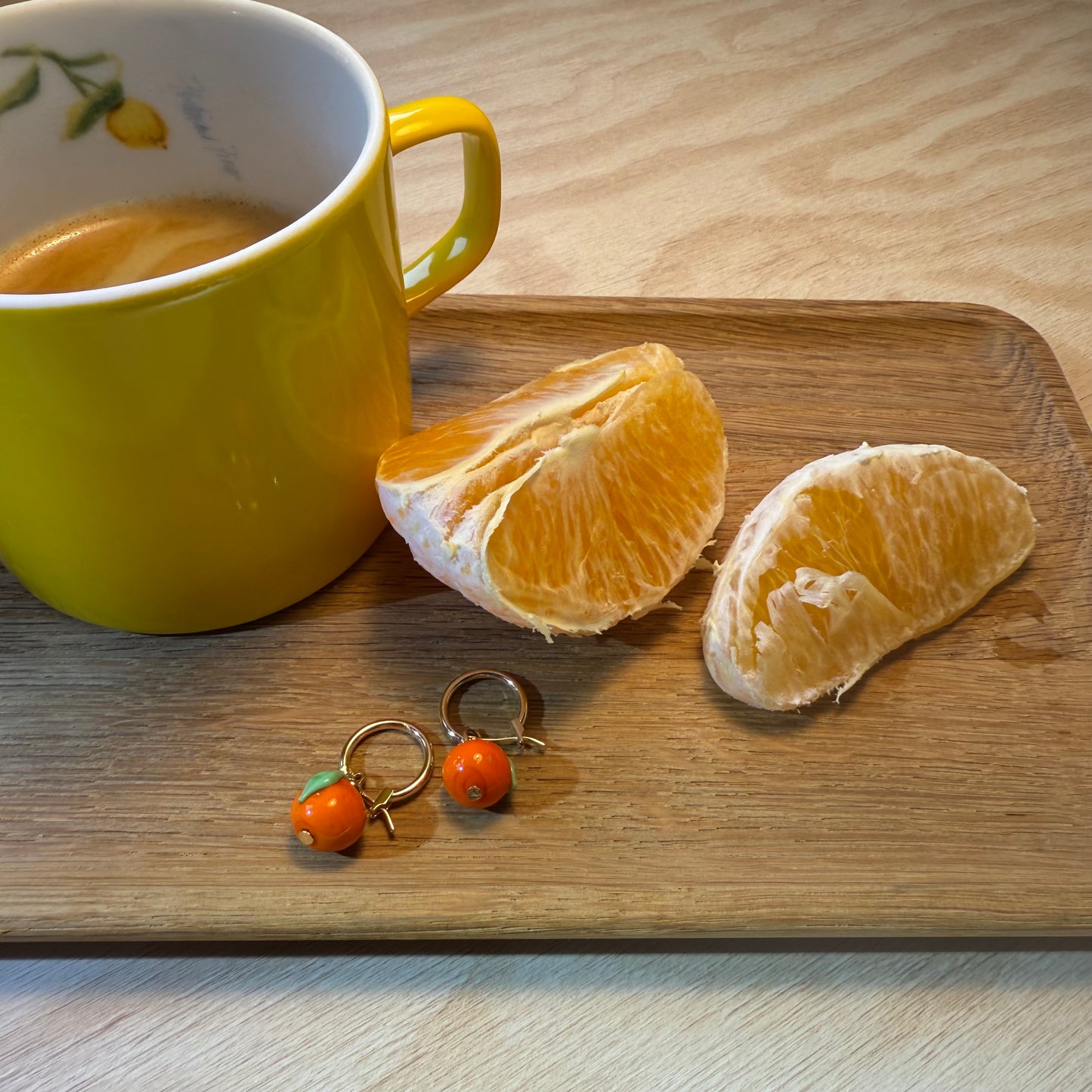 En liten bit solskinn 🍊 Håndlaget appelsin i glass